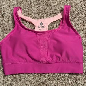 NWOT old navy sports bra